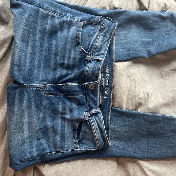 LOT OF THREE AMERICAN EAGLY SKINNY JEANS - Picture 5 of 5